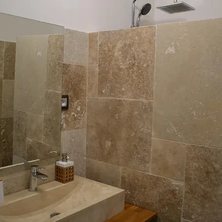 Maison Saint Louis Avec Jacuzzi Besse-sur-Issole