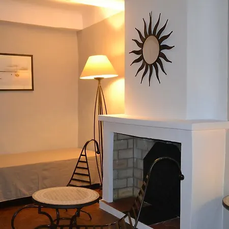 Maison Saint Louis Avec Jacuzzi Panzió 3*