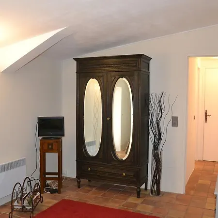 Maison Saint Louis Avec Jacuzzi Panzió Besse-sur-Issole